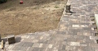 Профессиональная укладка тротуарной плитки на клей в Спасске-Дальнем в октябре